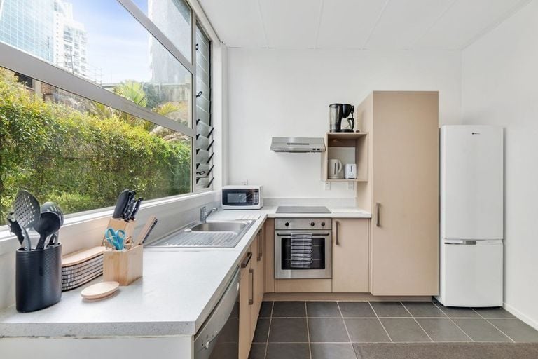 303/43 Anzac Avenue, Auckland Central, Auckland - Carousel 2