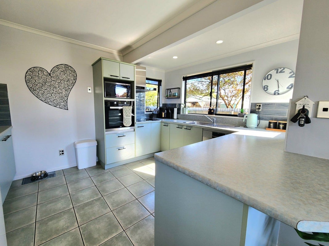 24 Ogilvie Road, Gladstone, Greymouth - Carousel 2