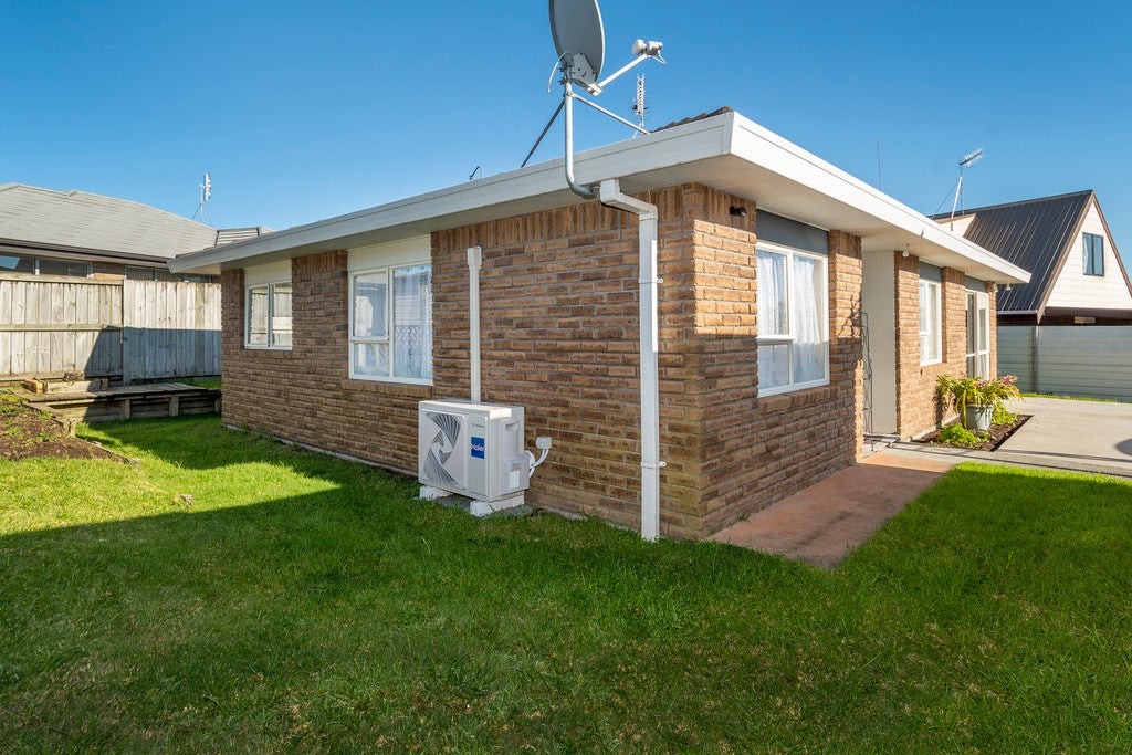12B Maitland Street, Greerton, Tauranga - Carousel 2