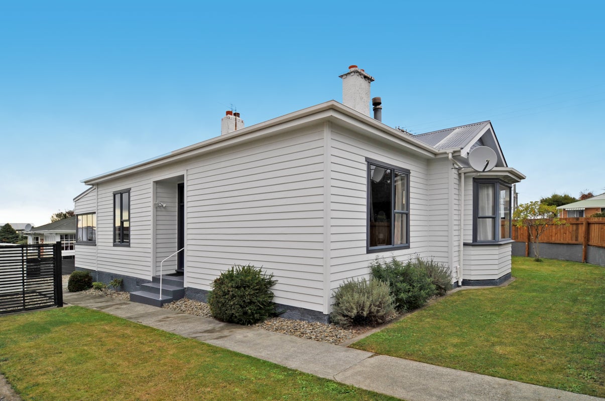 47 Elgin Road, Mornington, Dunedin - Carousel 1