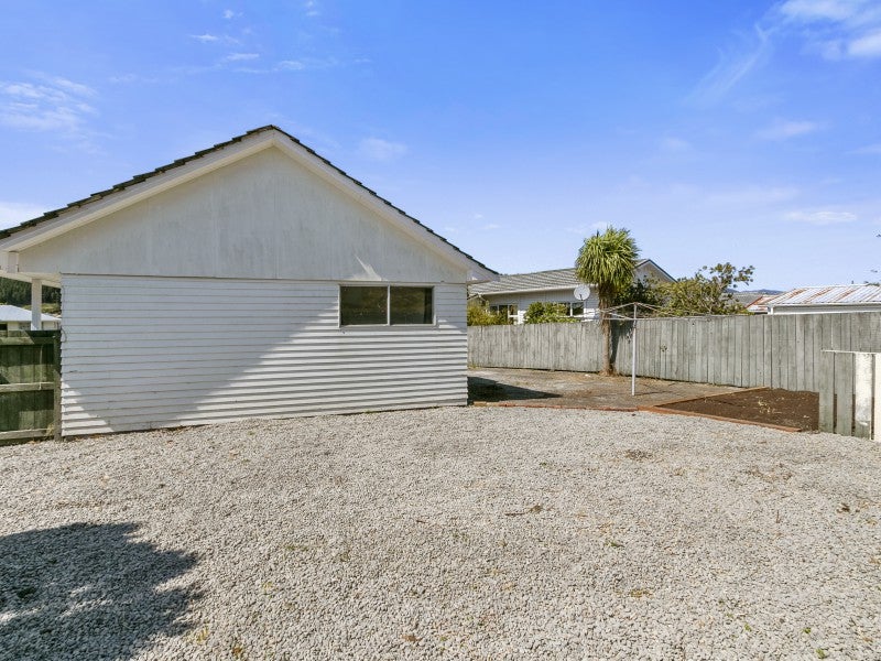 21 Hamstead Street, Wainuiomata, Lower Hutt - Carousel 16