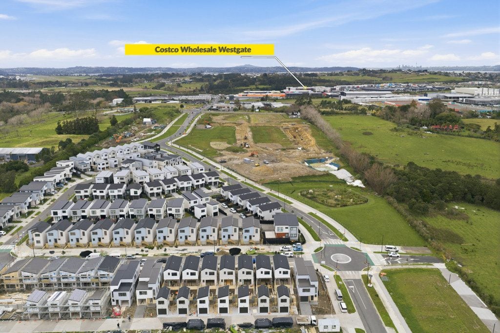 635 Tarapuka Road, Westgate, Auckland - Carousel 17