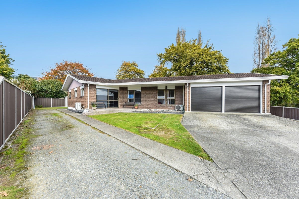27 Browning Crescent, Stoke, Nelson - Carousel 2