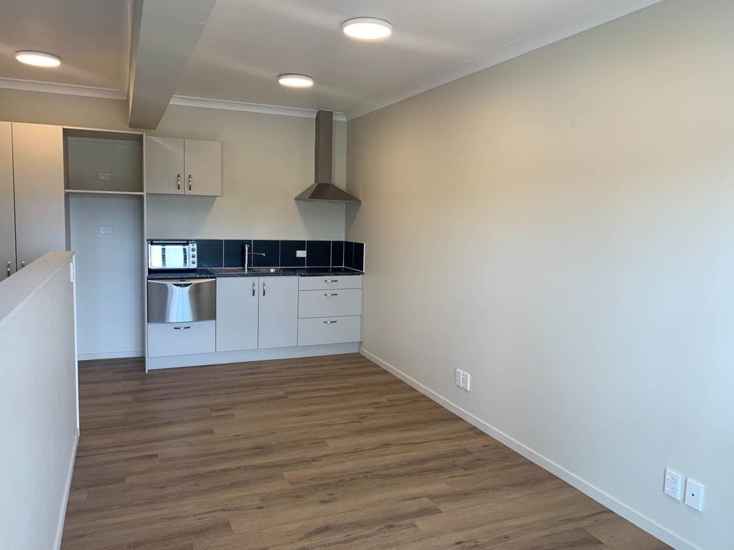 12 Mcphail Street, Birkdale, Auckland - Carousel 2