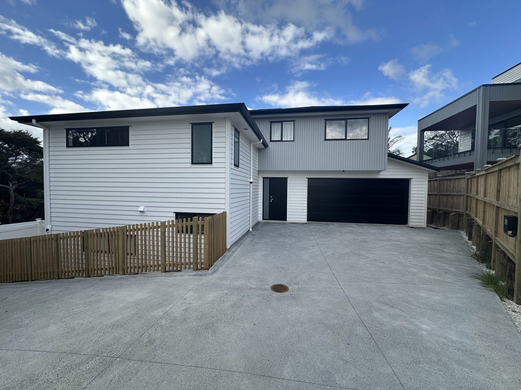 9 Anehu Place, Greenhithe, Auckland - Carousel 1
