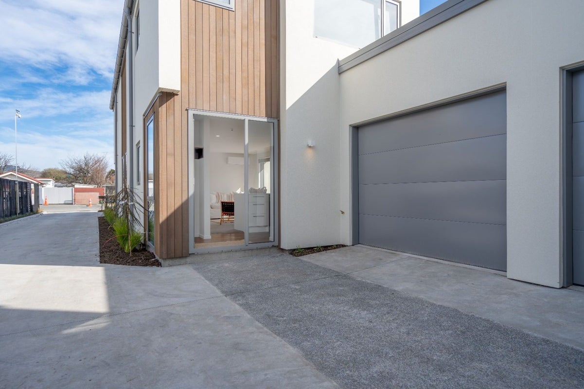 4/33 Frederick Street, Waltham, Christchurch - Carousel 9