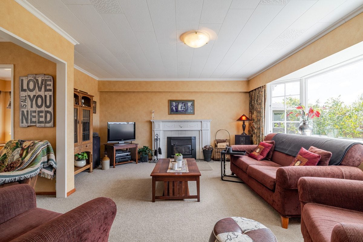 18 Mudgway Place, Awapuni, Palmerston North - Carousel 2
