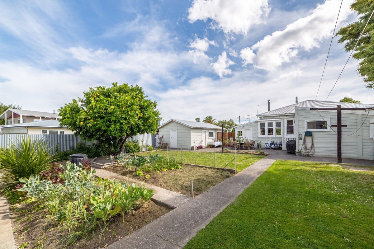 16 Devon Street, Solway, Masterton - Carousel 19
