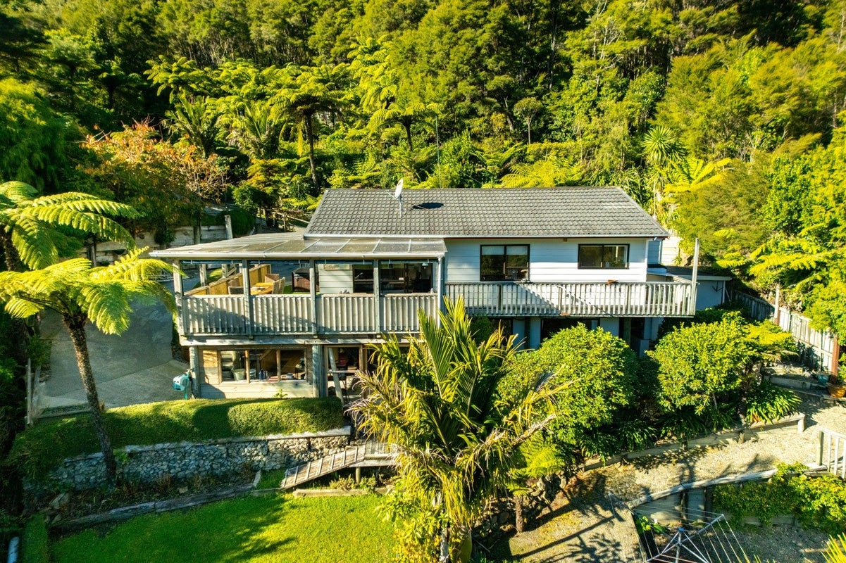 29 Rata Street, Rai Valley - Carousel 2