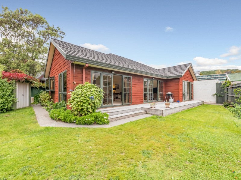6A Harley Grove, Boulcott, Lower Hutt - Carousel 17