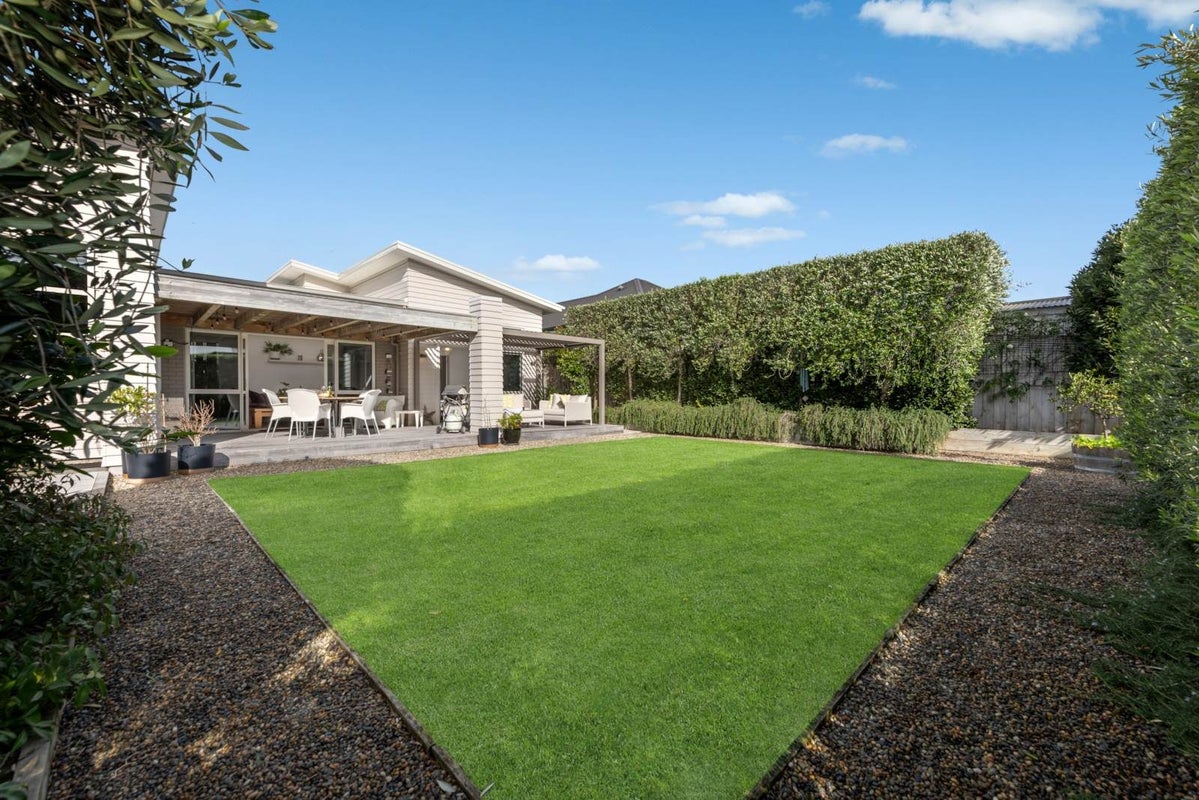 14 Reliance Crescent, Beachlands, Manukau City, Auckland - Carousel 26