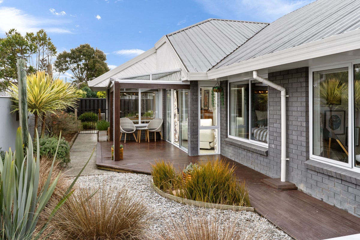 2/174 Cashmere Road, Hoon Hay, Christchurch - Carousel 20