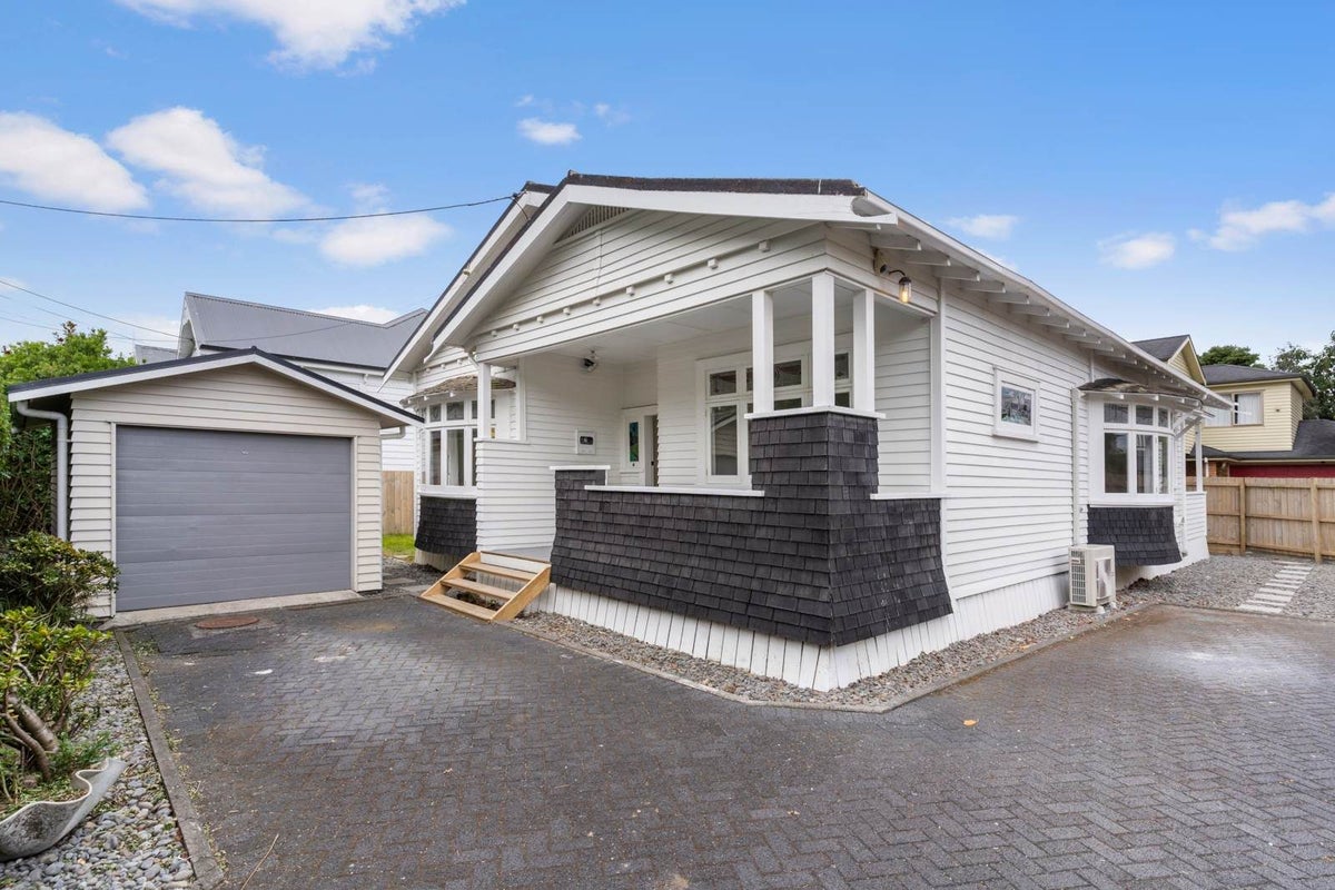 1B Goring Road, Sandringham, Auckland - Carousel 1