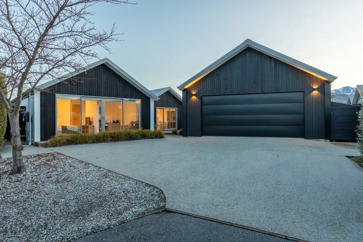 3 Shipton Court, Lower Shotover, Queenstown - Carousel 1
