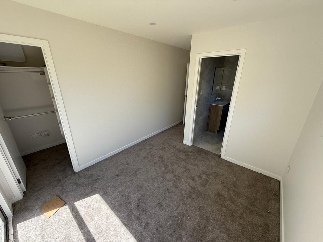 10 Howe Street, Howick, Auckland - Carousel 2
