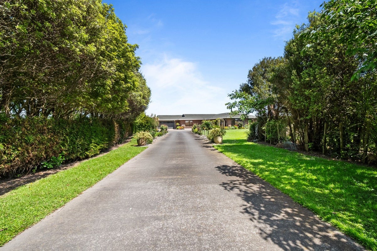 2923 State Highway 1, Sanson, Palmerston North - Carousel 2