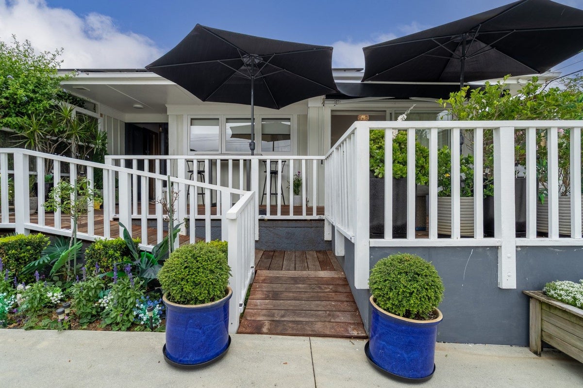 15 Denby Crescent, Tikipunga, Whangarei - Carousel 2