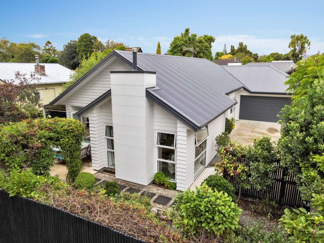 466B College Street, Hokowhitu, Palmerston North - Carousel 1