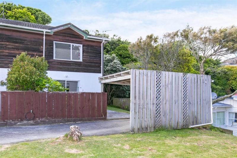 80 Middleton Rd, Churton Park, Wellington - Carousel 1
