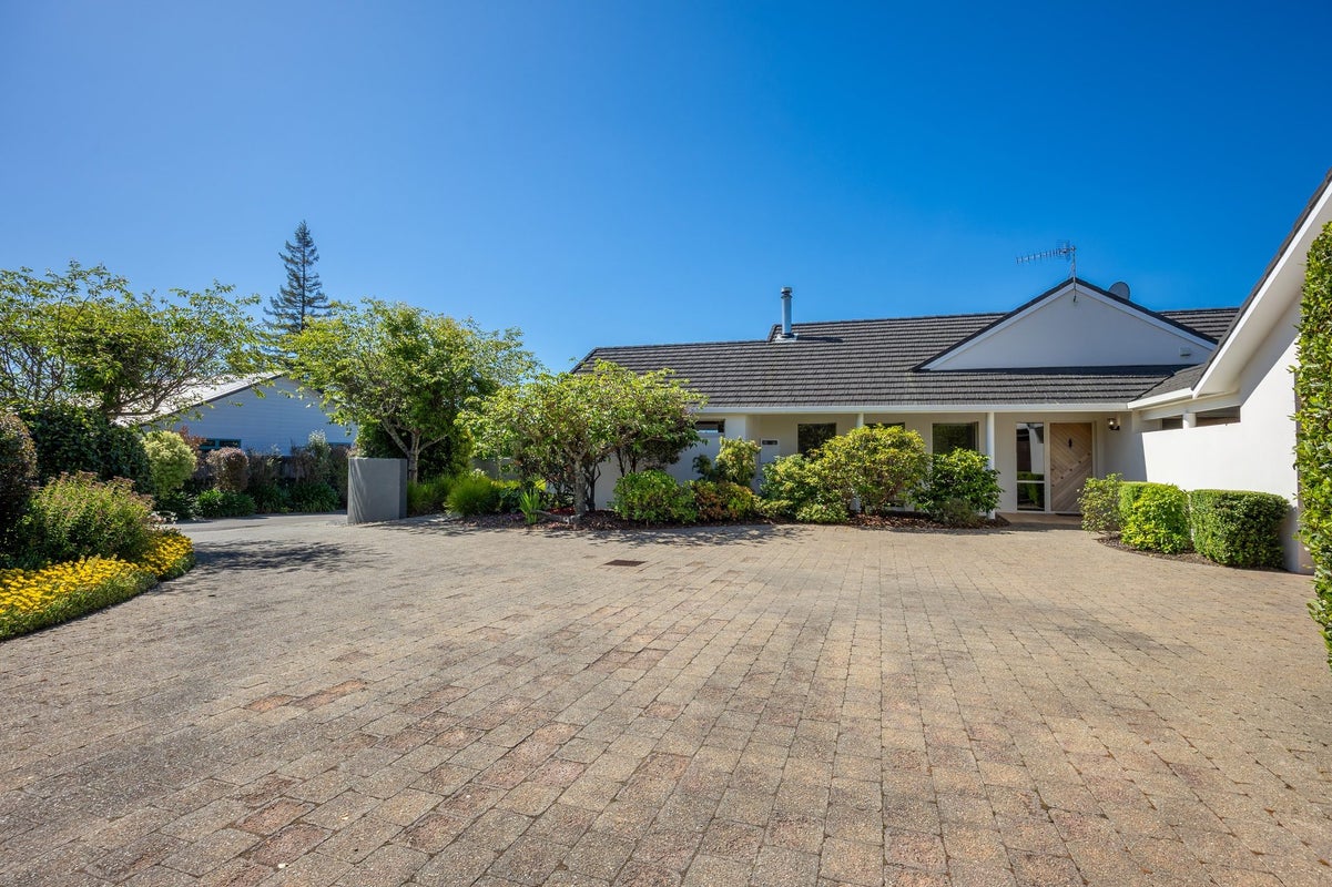 16 Ardilea Avenue, Stoke, Nelson - Carousel 35