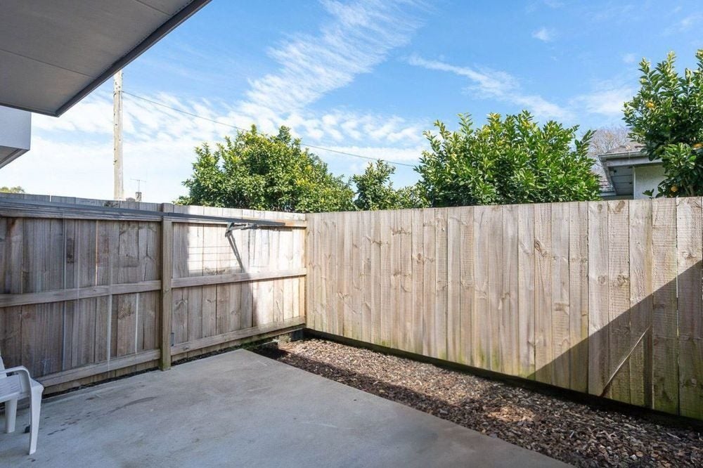 2/188 Massey Street, Frankton, Hamilton - Carousel 8
