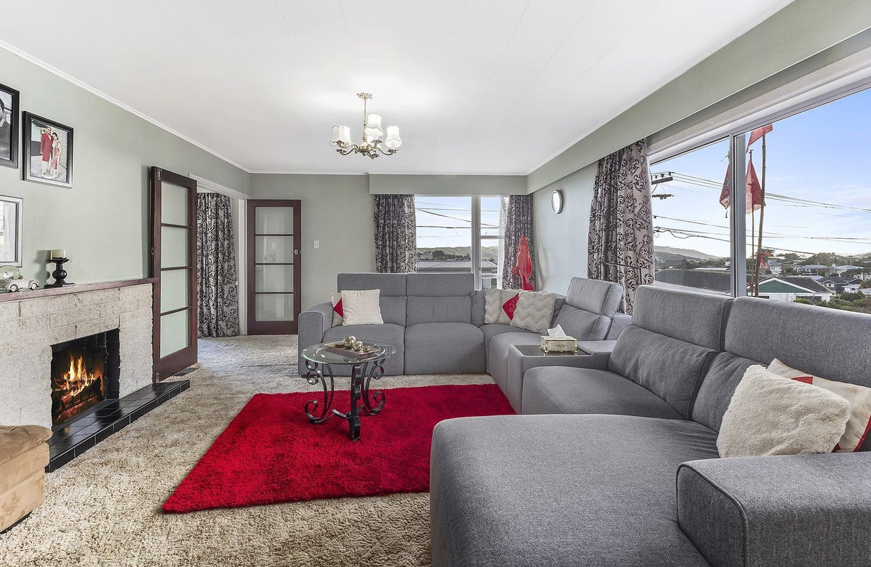27 Bancroft Terrace, Newlands, Wellington - Carousel 2