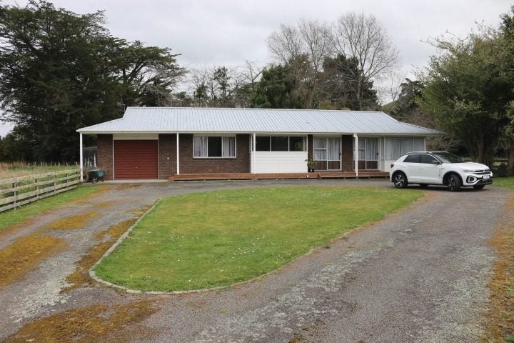 1041 Pohangina Road, Pohangina, Ashhurst - Carousel 1