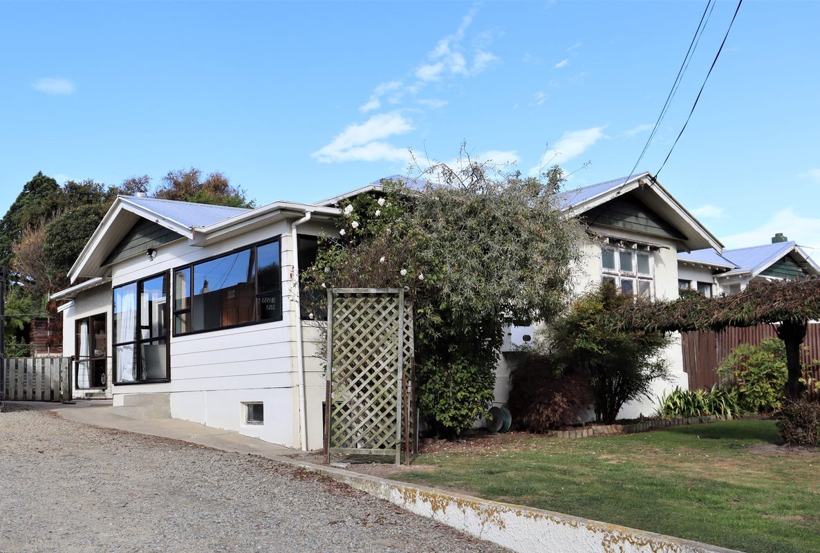 73 Greta Street, South Hill, Oamaru - Carousel 1