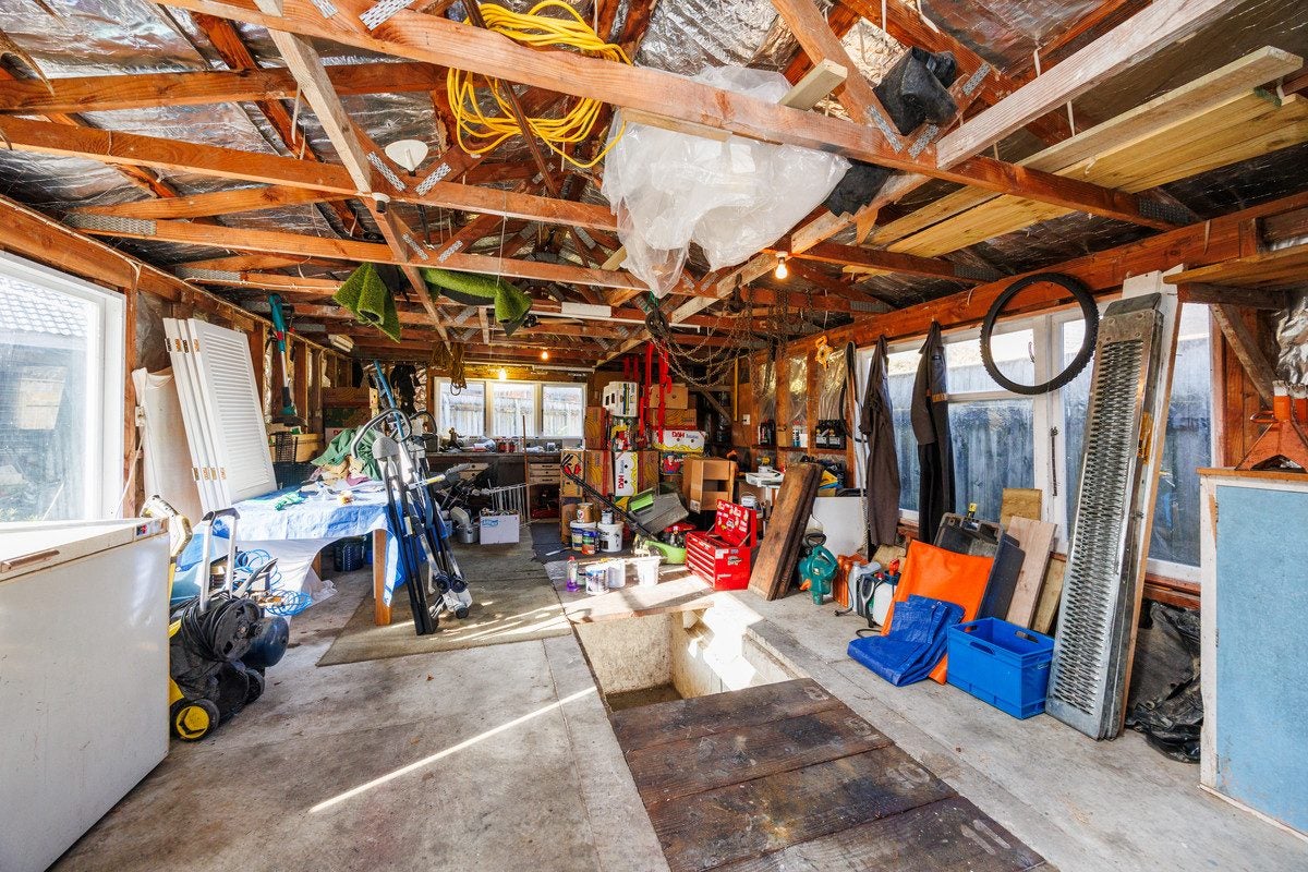 4 Gainsborough Grove, Highbury, Palmerston North - Carousel 36