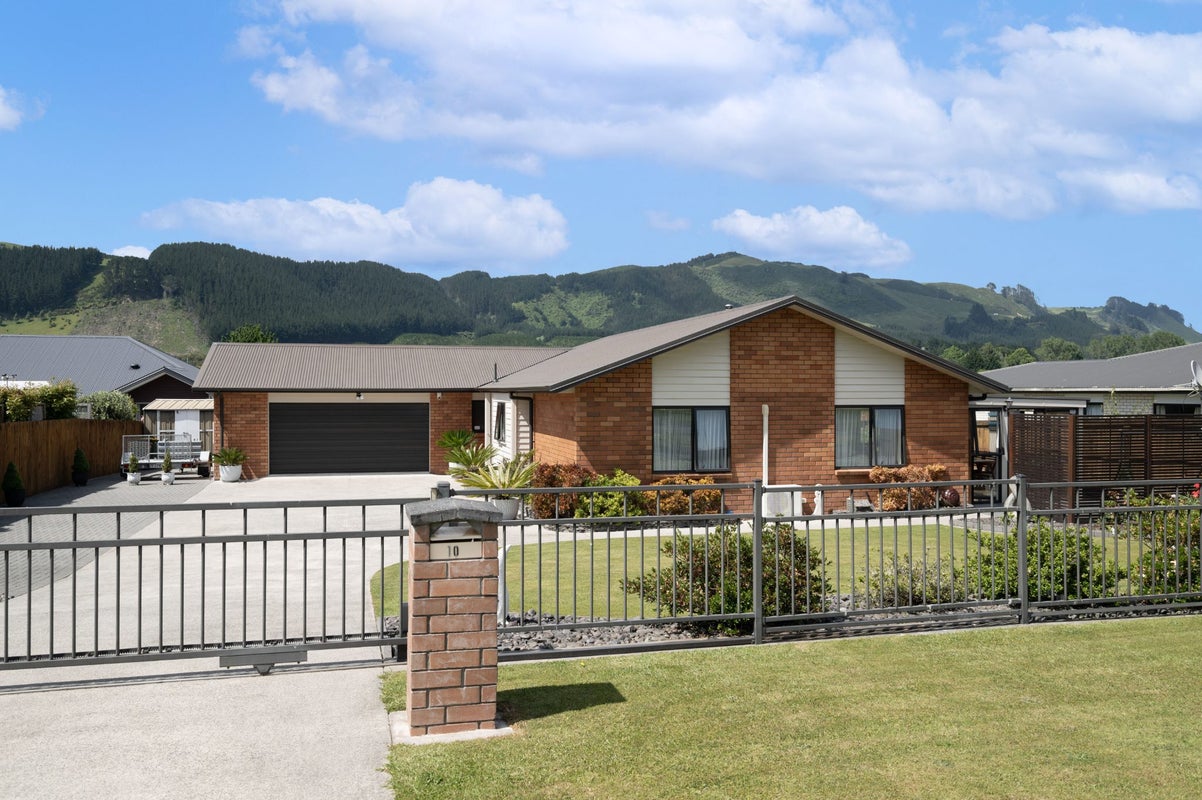 10 Mohi Crescent, Ngongotaha, Rotorua - Carousel 1