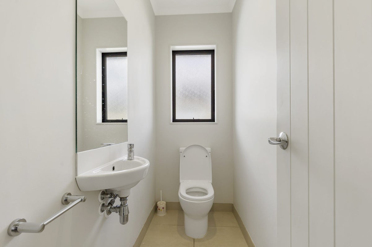 46 Kuhanui Drive, Karaka, Papakura - Carousel 15