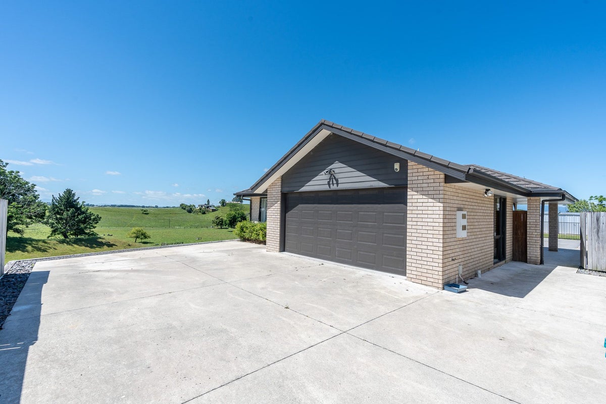 17 Carlingford Rise, Dinsdale, Hamilton - Carousel 1