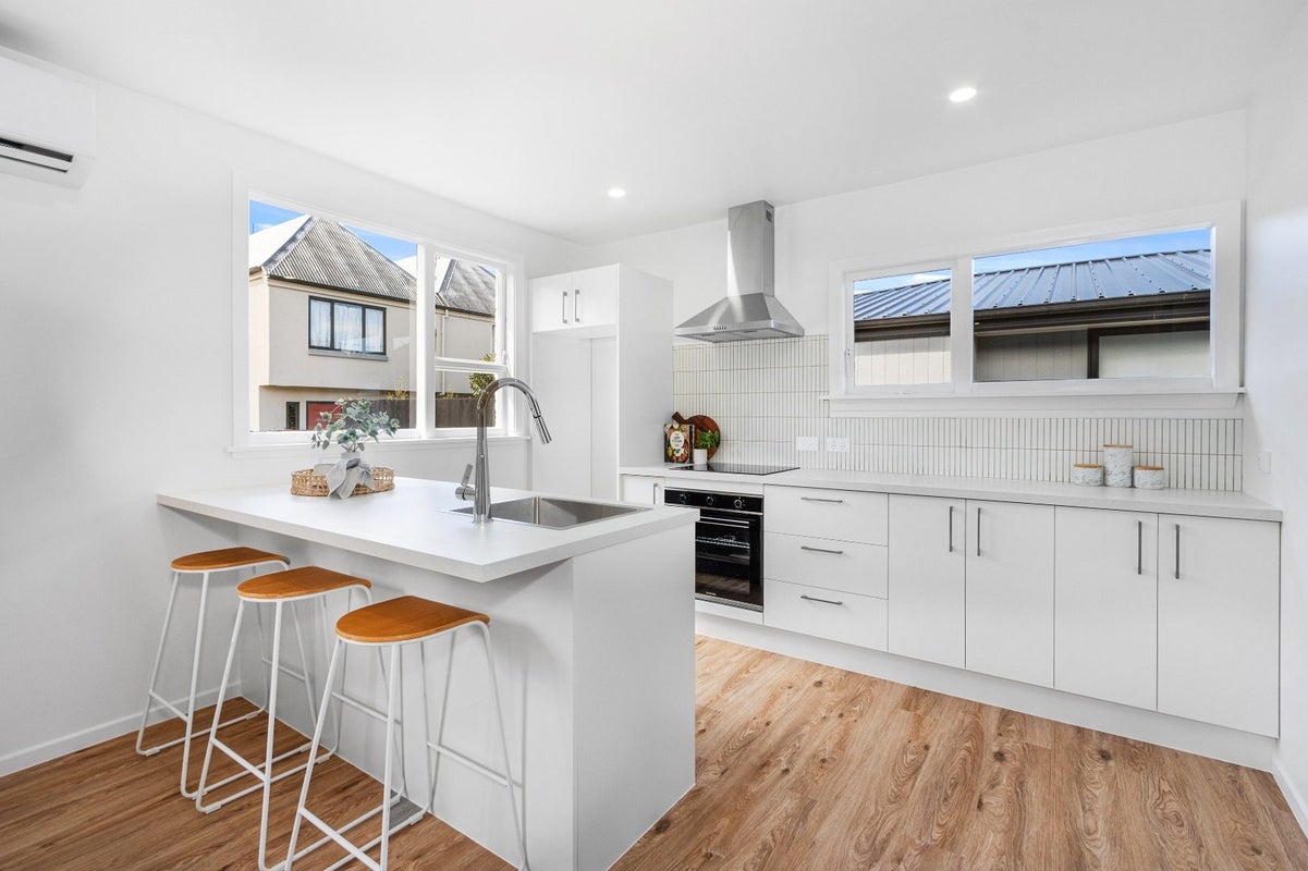 43 Buffon Street, Waltham, Christchurch - Carousel 2