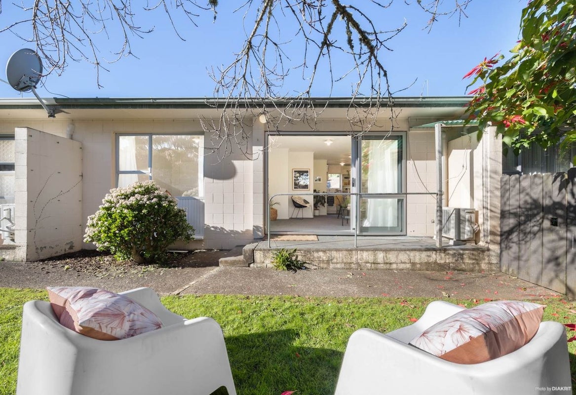 4/7 Tawa Road, Onehunga, Auckland - Carousel 1