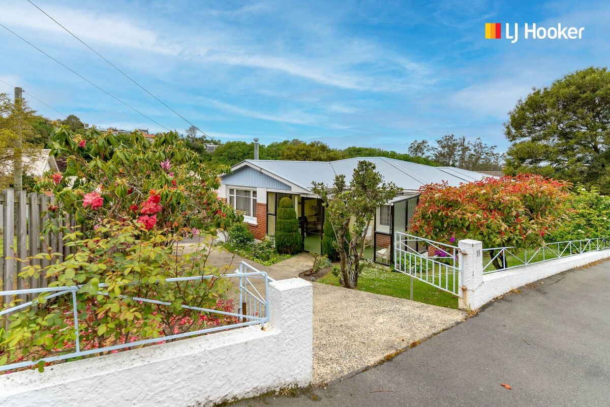 35 Glen Road, Mornington, Dunedin - Carousel 2