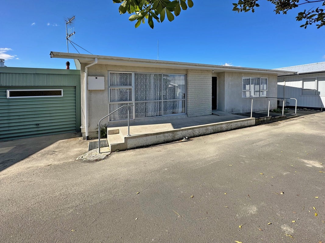 4/414 Gloucester Street, Taradale, Napier - Carousel 1