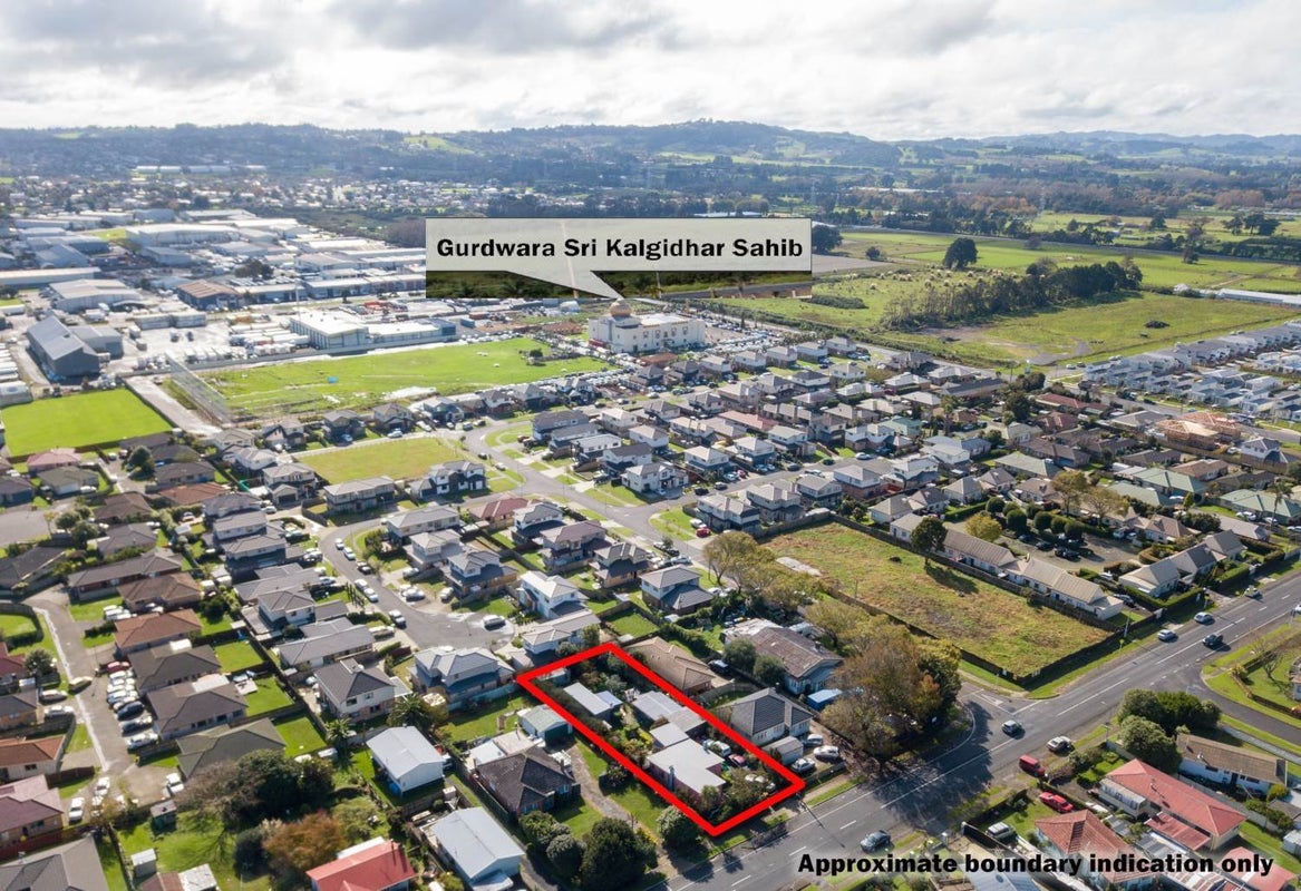 44 Manuroa Road, Takanini, Auckland - Carousel 11
