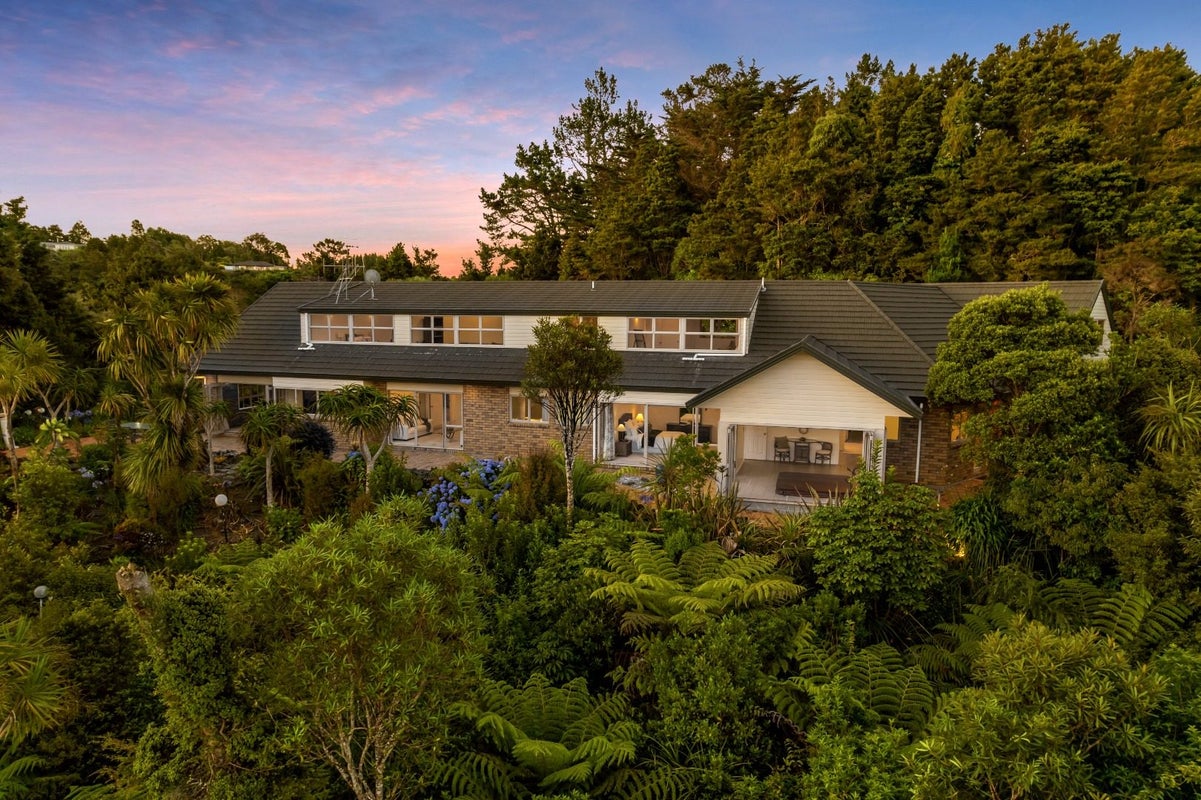 52 Lamont Drive, Te Kamo, Whangarei - Carousel 1