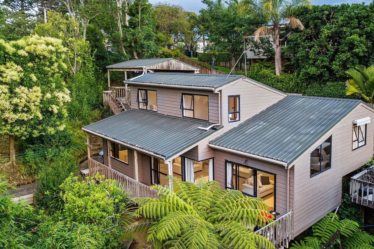 60 Temple Street, Meadowbank, Auckland - Carousel 2