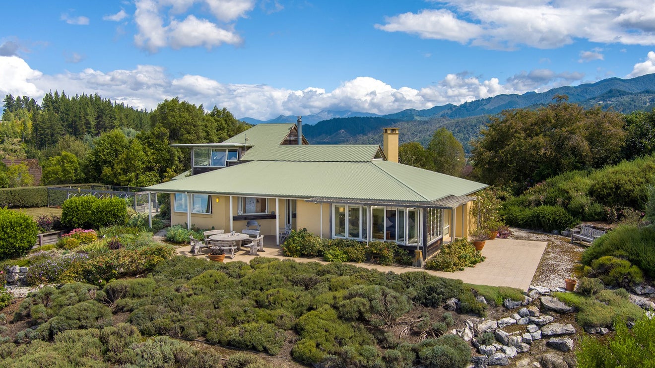 70 Mytton Heights, Motueka - Carousel 2