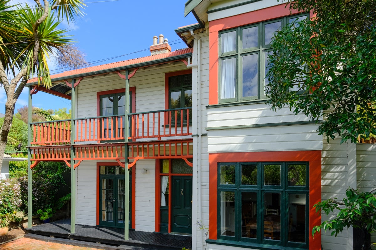 117 Bedford Street, Saint Clair, Dunedin - Carousel 1