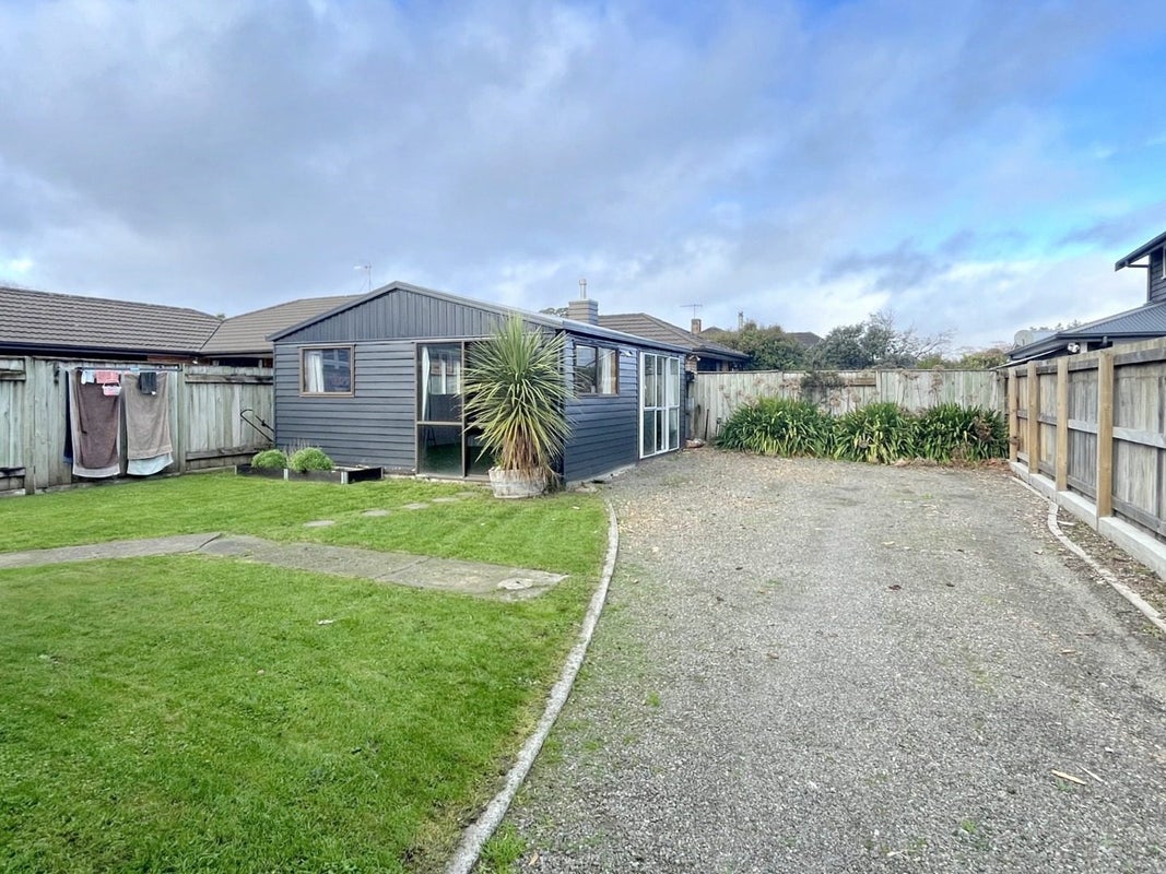 130 Ferguson Street, West End, Palmerston North - Carousel 14