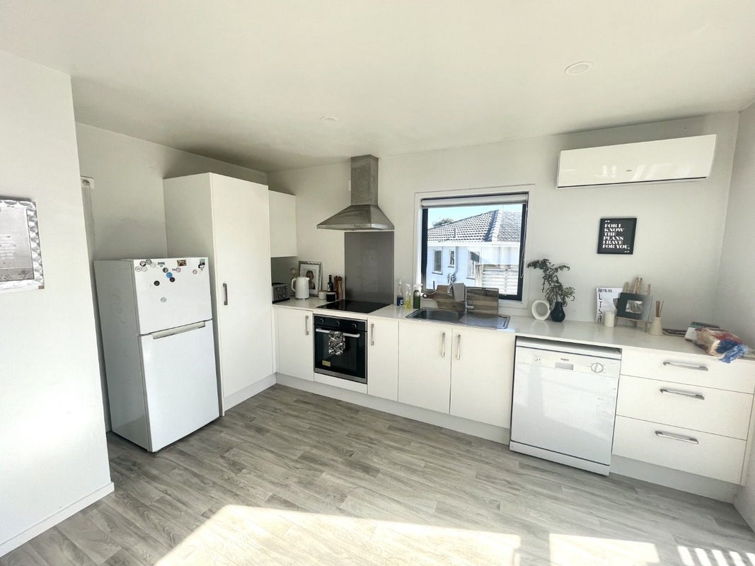 32 Fairlight Place, Manurewa, Auckland - Carousel 2