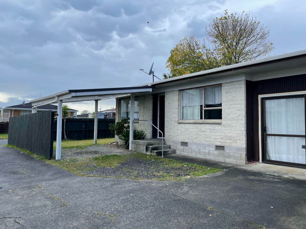 1/30 Blacklock Avenue, Henderson, Auckland - Carousel 1