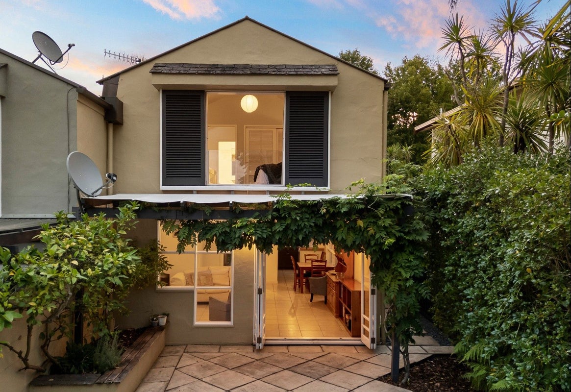 51B Napier Street, Freemans Bay, Auckland - Carousel 1