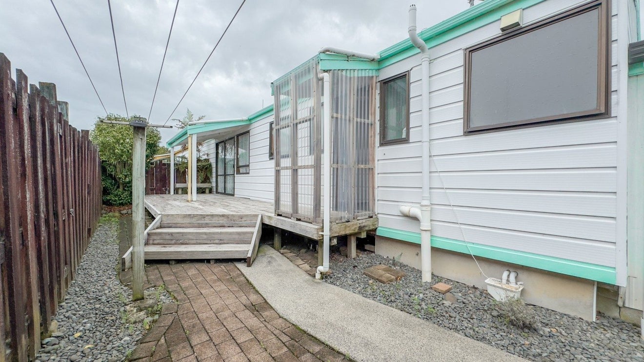 15A Station Road, Takanini, Auckland - Carousel 1