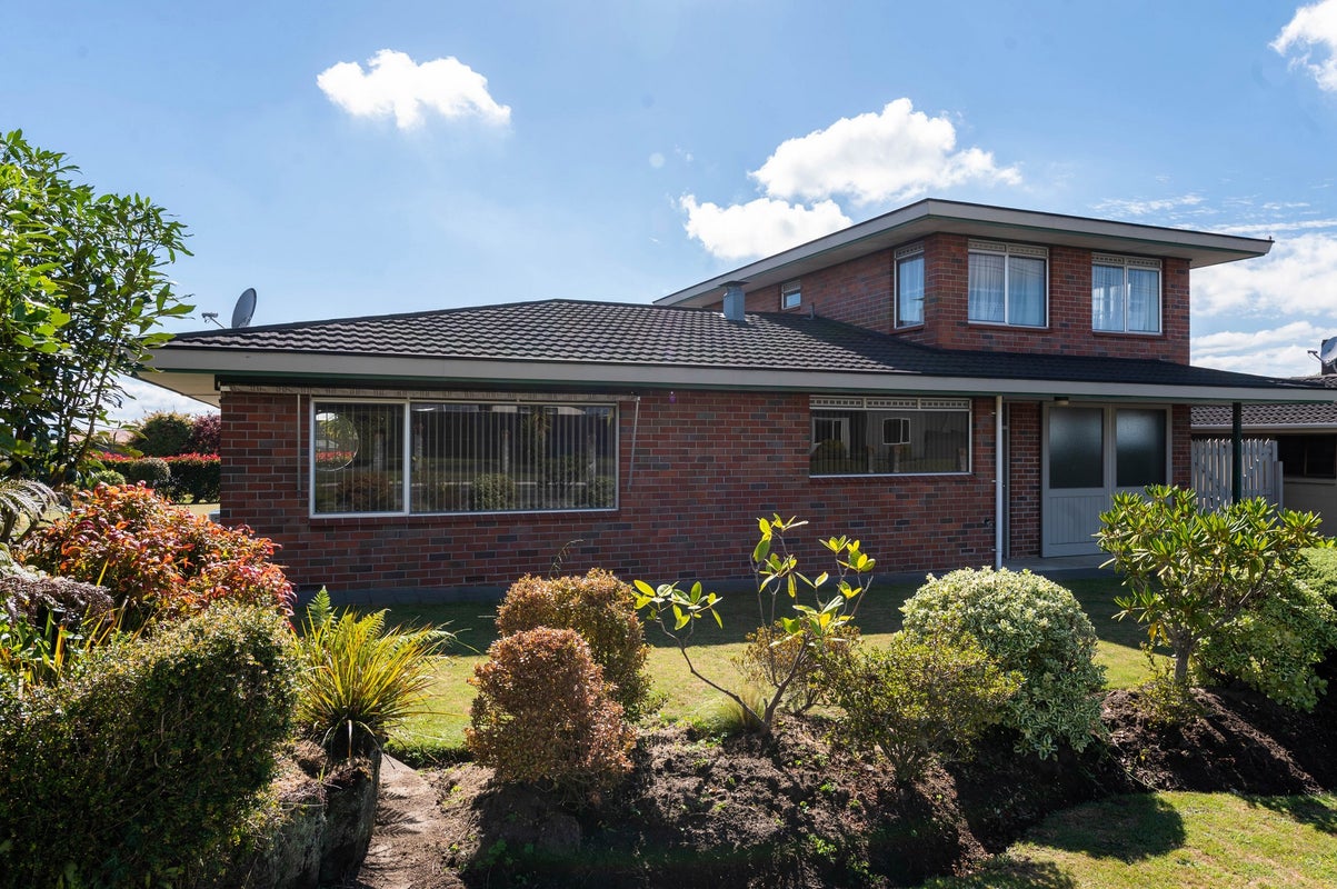 1 Luxor Place, Pomare, Rotorua - Carousel 2