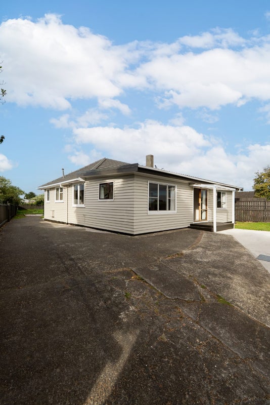 84 Vine Street, Mangere East, Auckland - Carousel 21