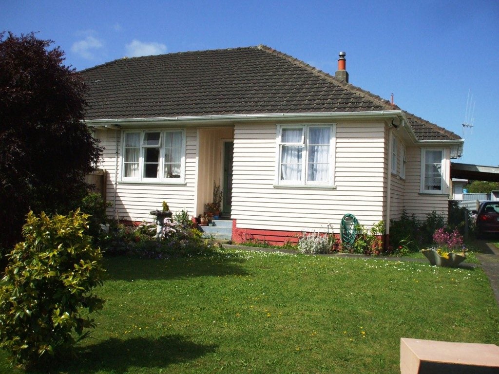 9 Upham Terrace, Roslyn, Palmerston North - Carousel 1