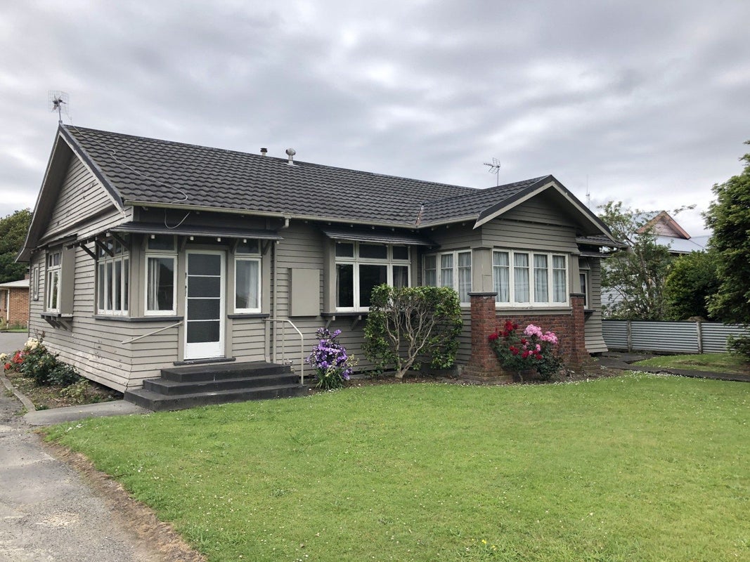 365 Botanical Road, West End, Palmerston North - Carousel 1